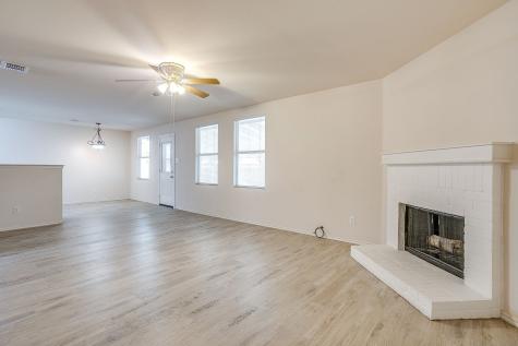 1313 Lauren Drive Burleson TX 76028