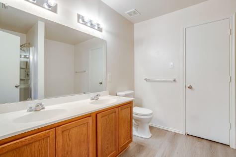 1313 Lauren Drive Burleson TX 76028