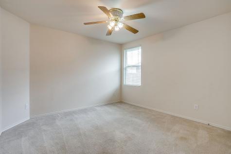 1313 Lauren Drive Burleson TX 76028