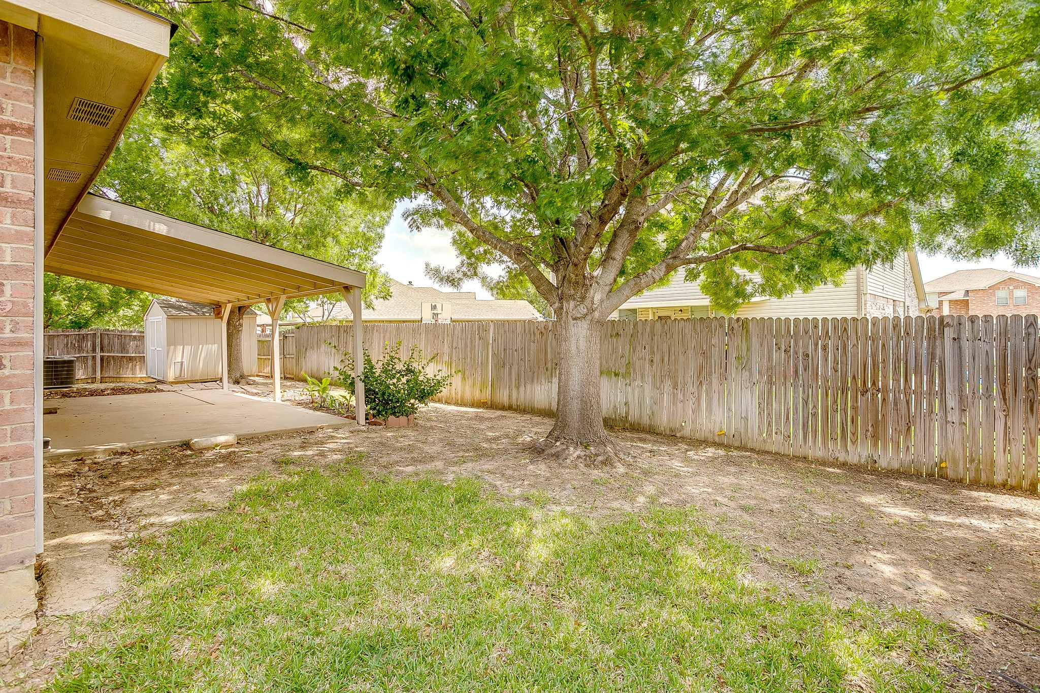 1313 Lauren Drive Burleson TX 76028