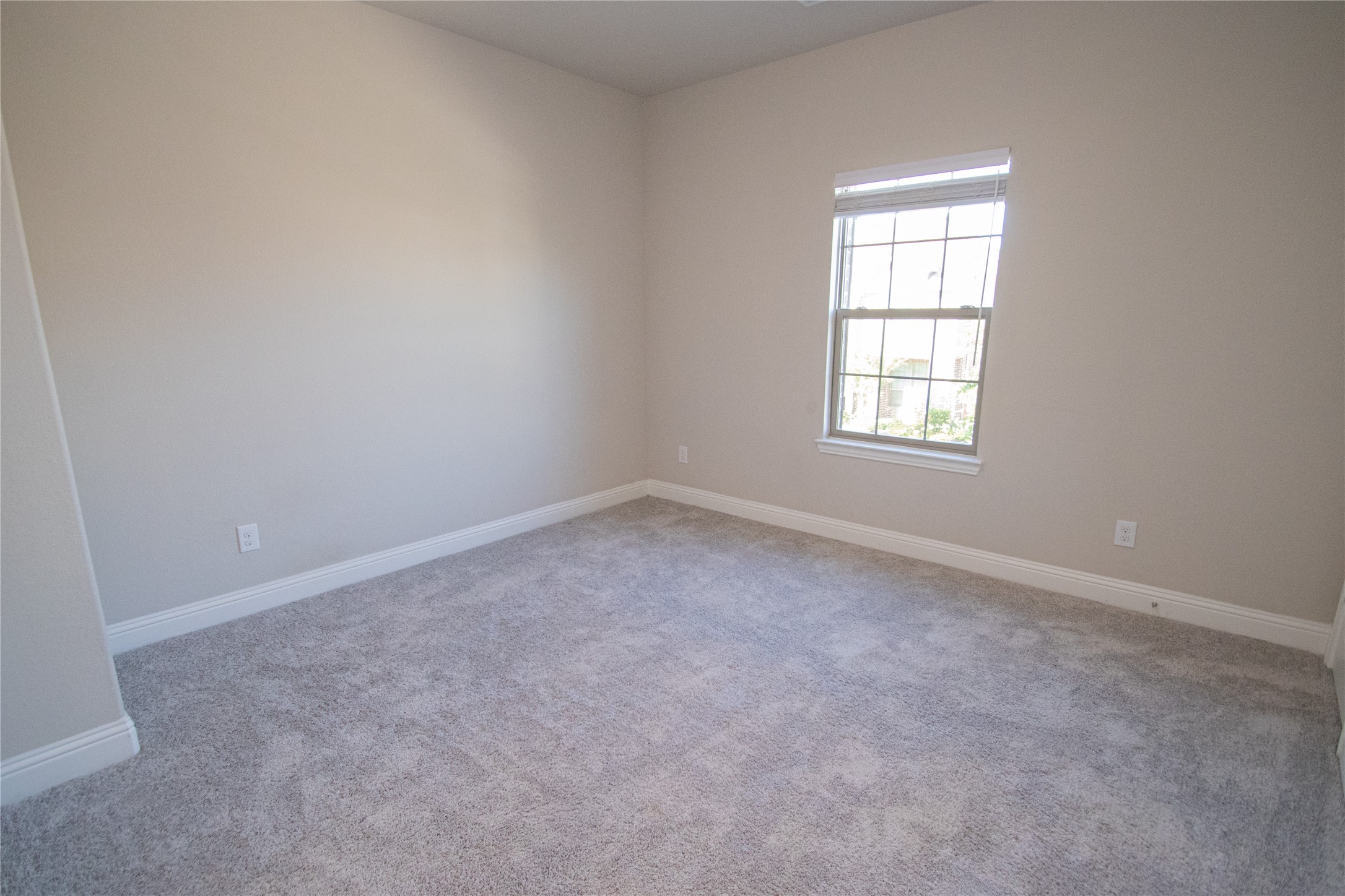 12709 Royal Oaks Lane Farmers Branch TX 75234