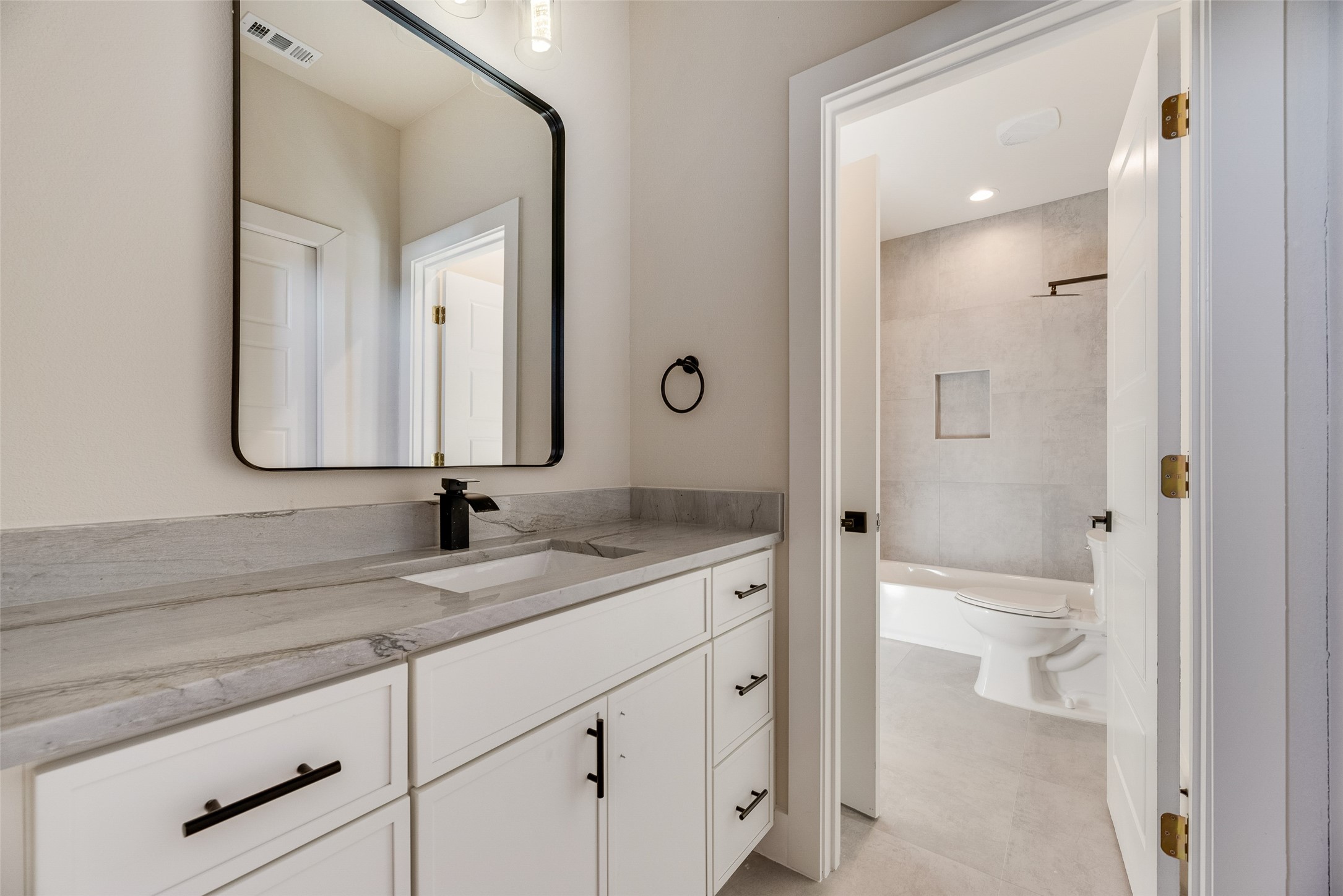 2507 Fatima Avenue Dallas TX 75241