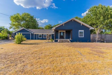 1221 Silver Creek Drive Desoto TX 75115