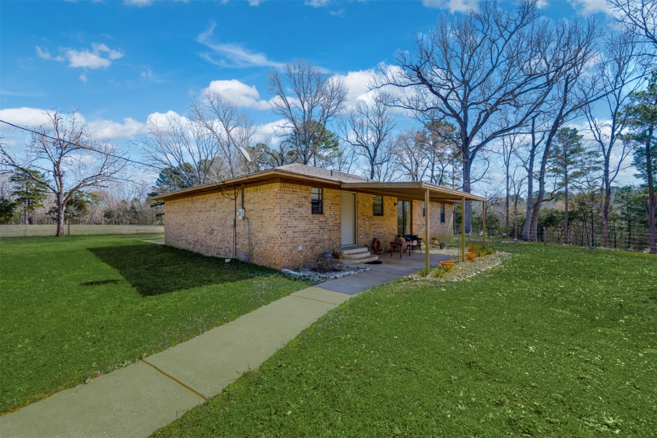 5730 E Fm 323 Palestine TX 75801