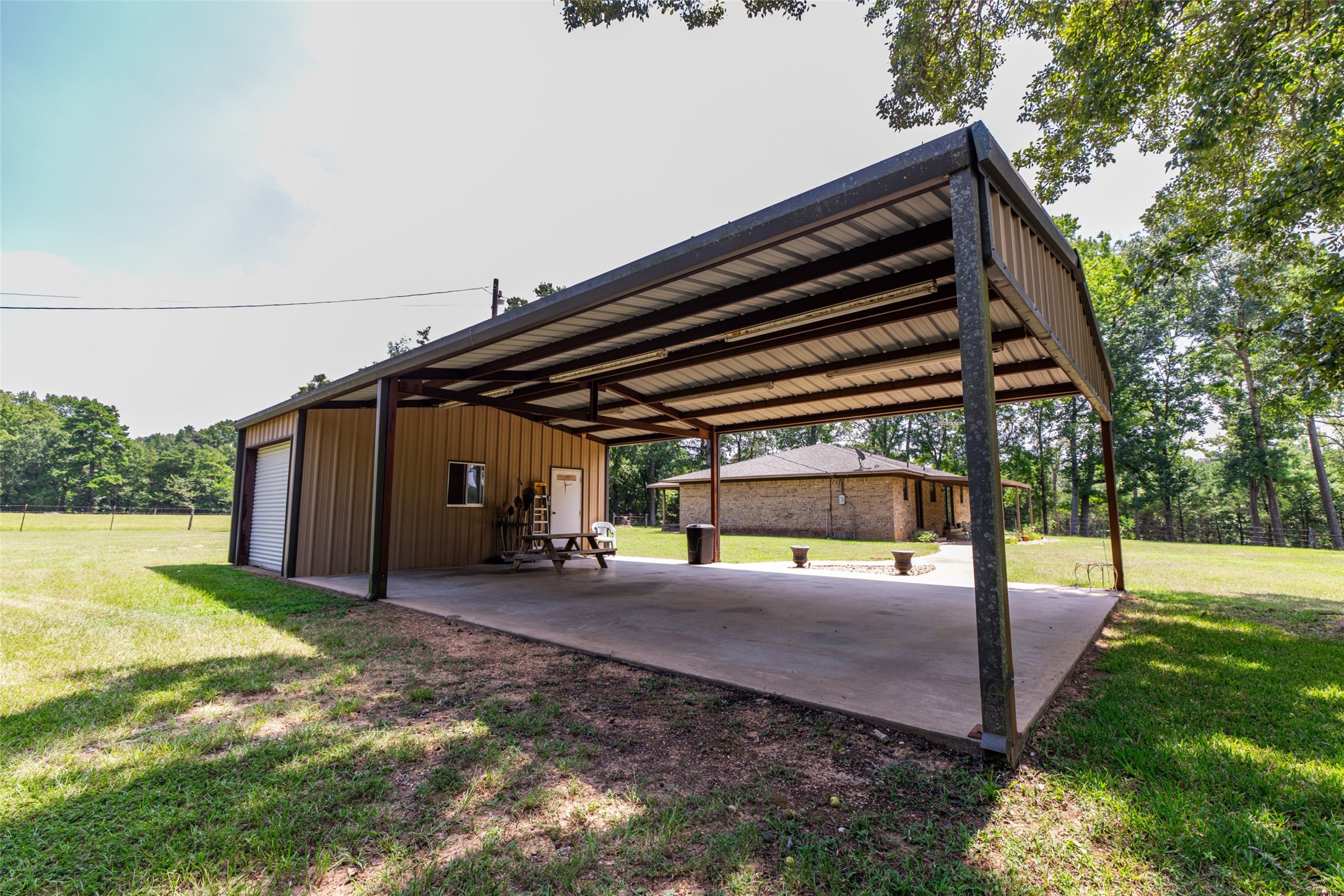 5730 E Fm 323 Palestine TX 75801