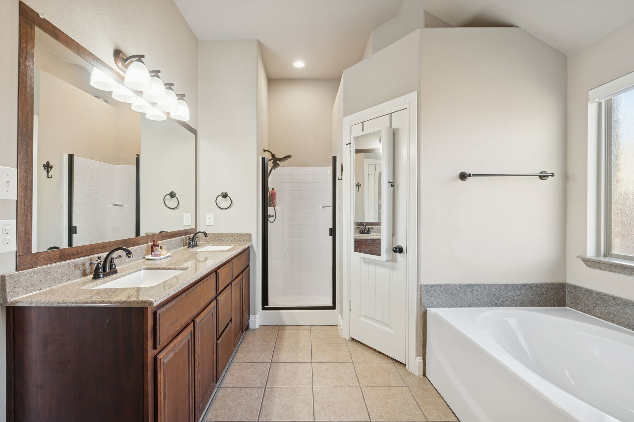 105 Cherry Point Drive Palmer TX 75152