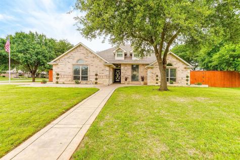 3416 Oak Leaf Drive Burleson TX 76028