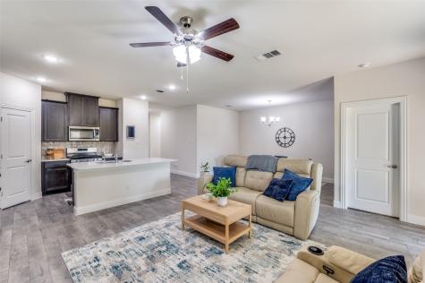 3519 Tunnel Avenue Aubrey TX 76227