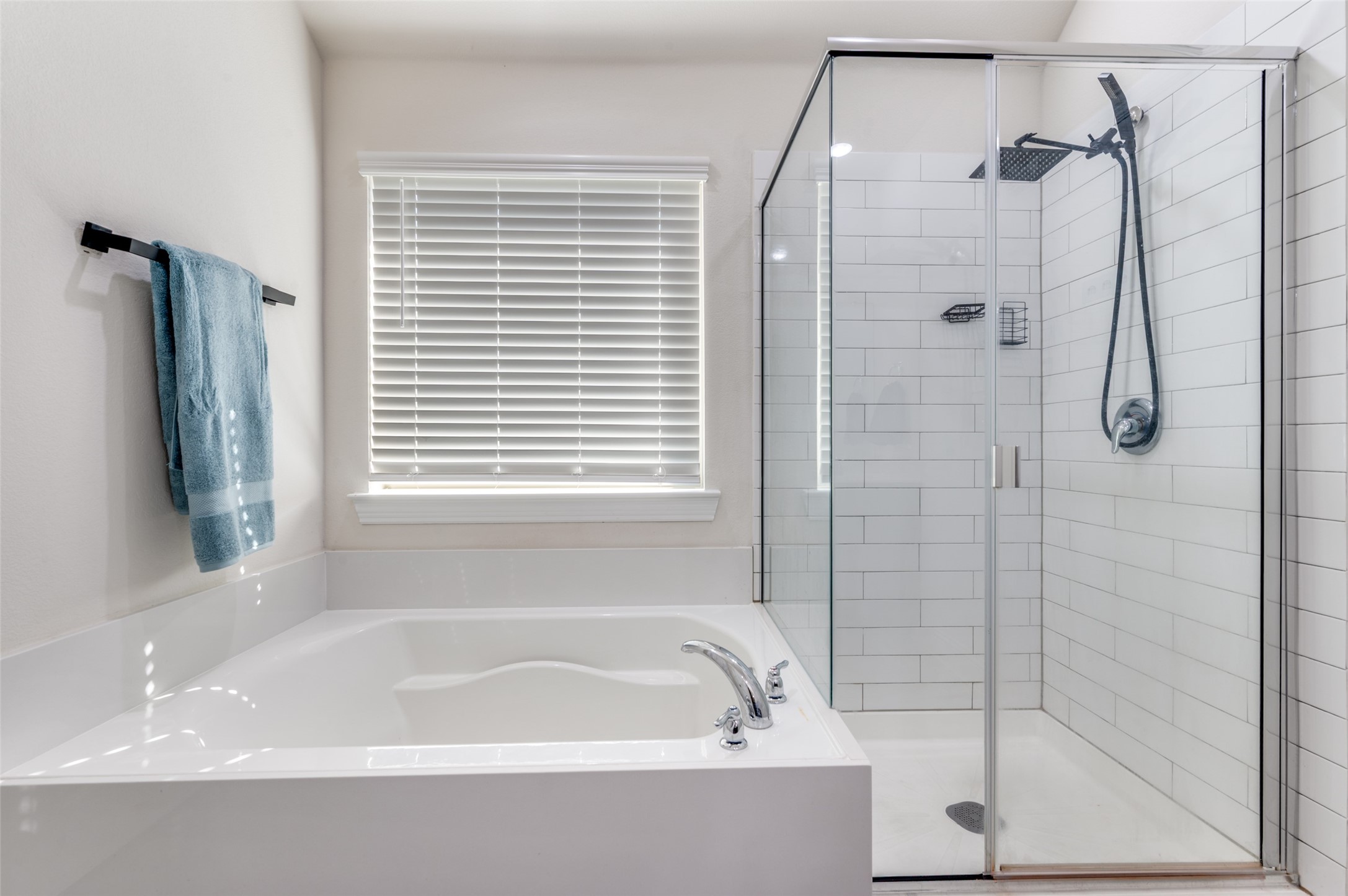 3519 Tunnel Avenue Aubrey TX 76227