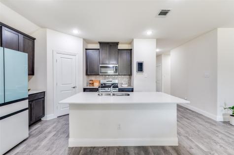 3519 Tunnel Avenue Aubrey TX 76227