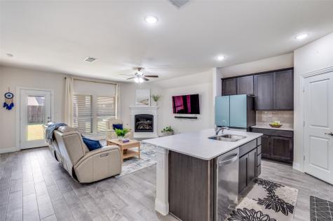 3519 Tunnel Avenue Aubrey TX 76227