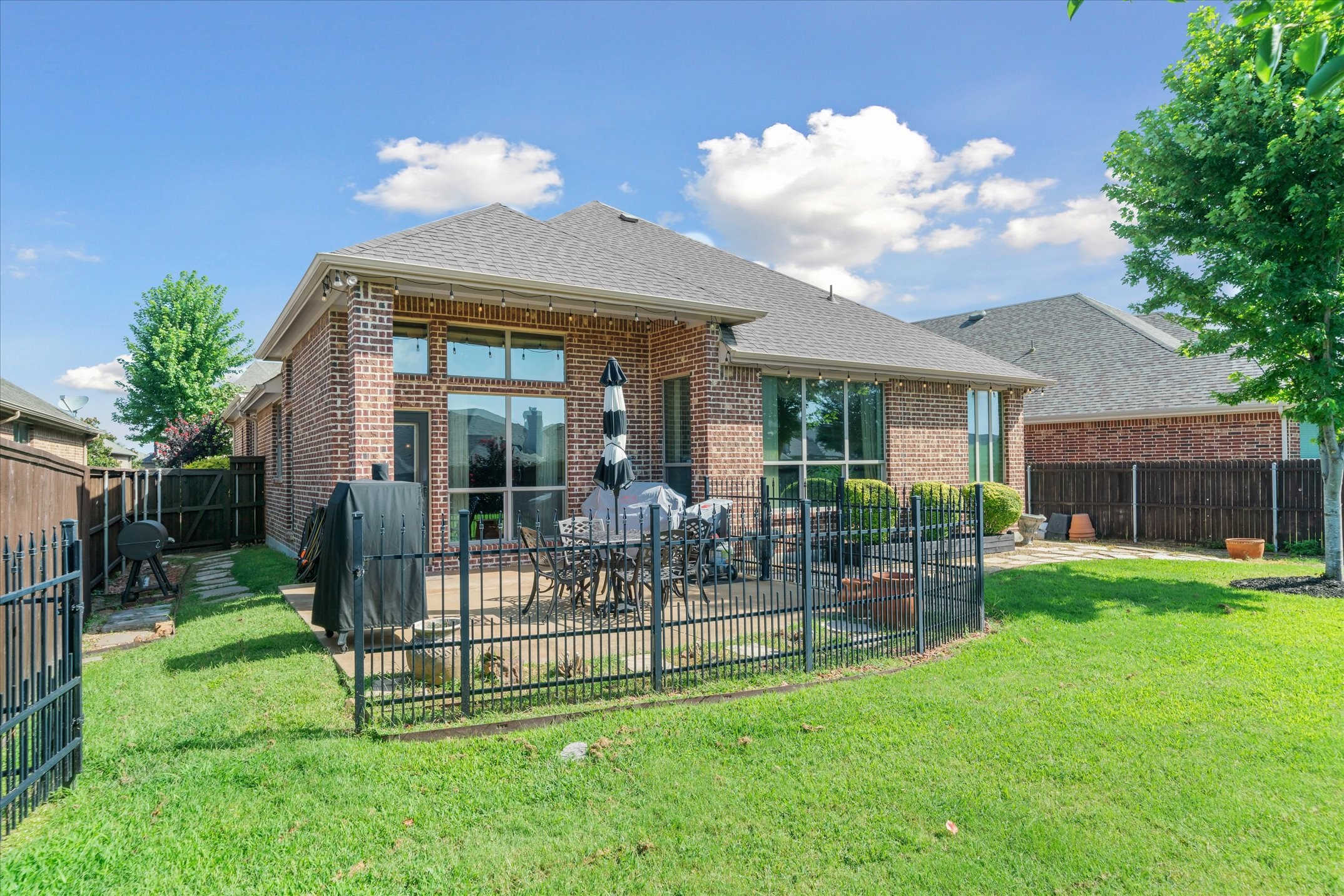 1007 Somerset Circle Forney TX 75126