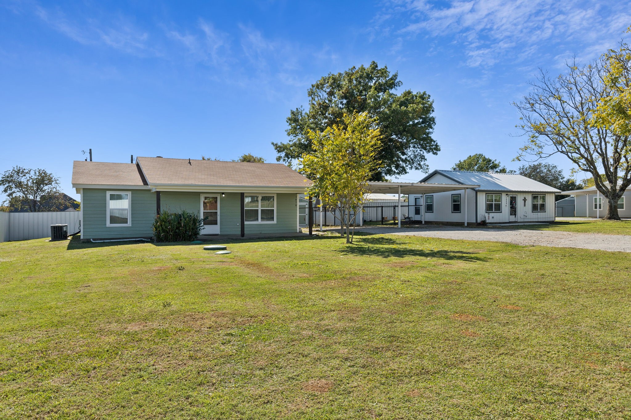 1060 E Reno Road Reno TX 76020