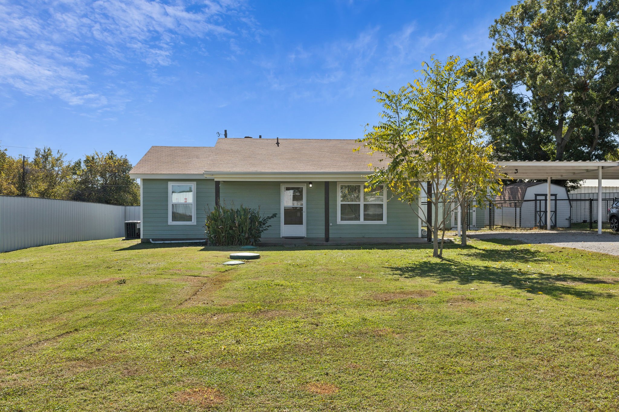 1060 E Reno Road Reno TX 76020