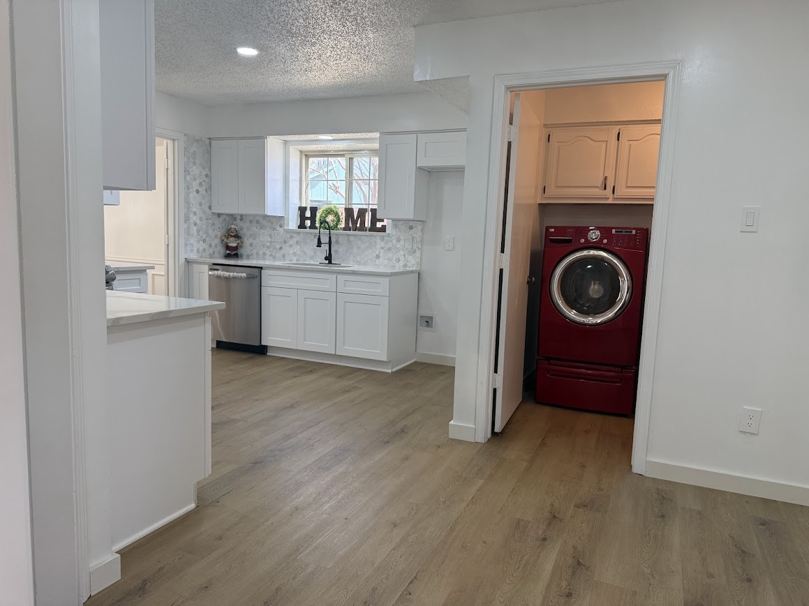 413 Kingsbridge Court Garland TX 75040