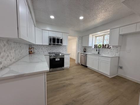 413 Kingsbridge Court Garland TX 75040