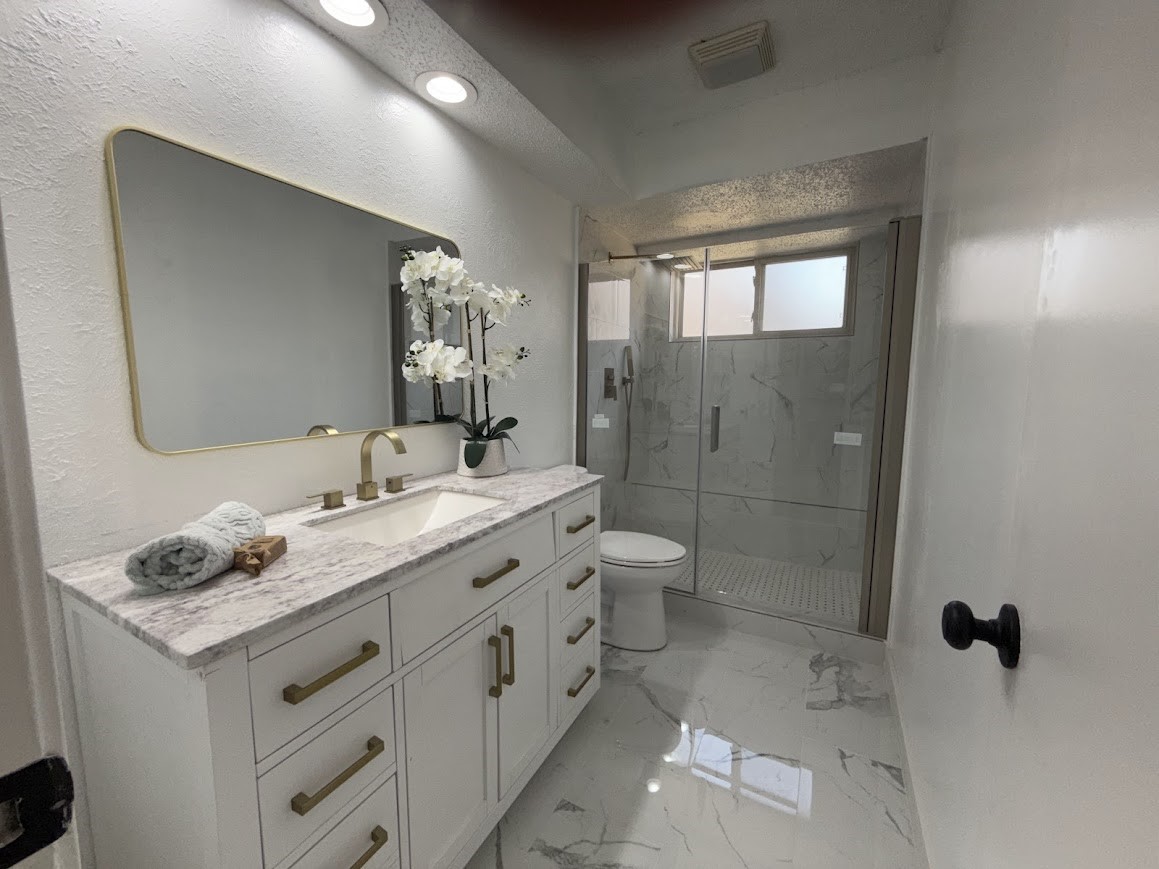 413 Kingsbridge Court Garland TX 75040