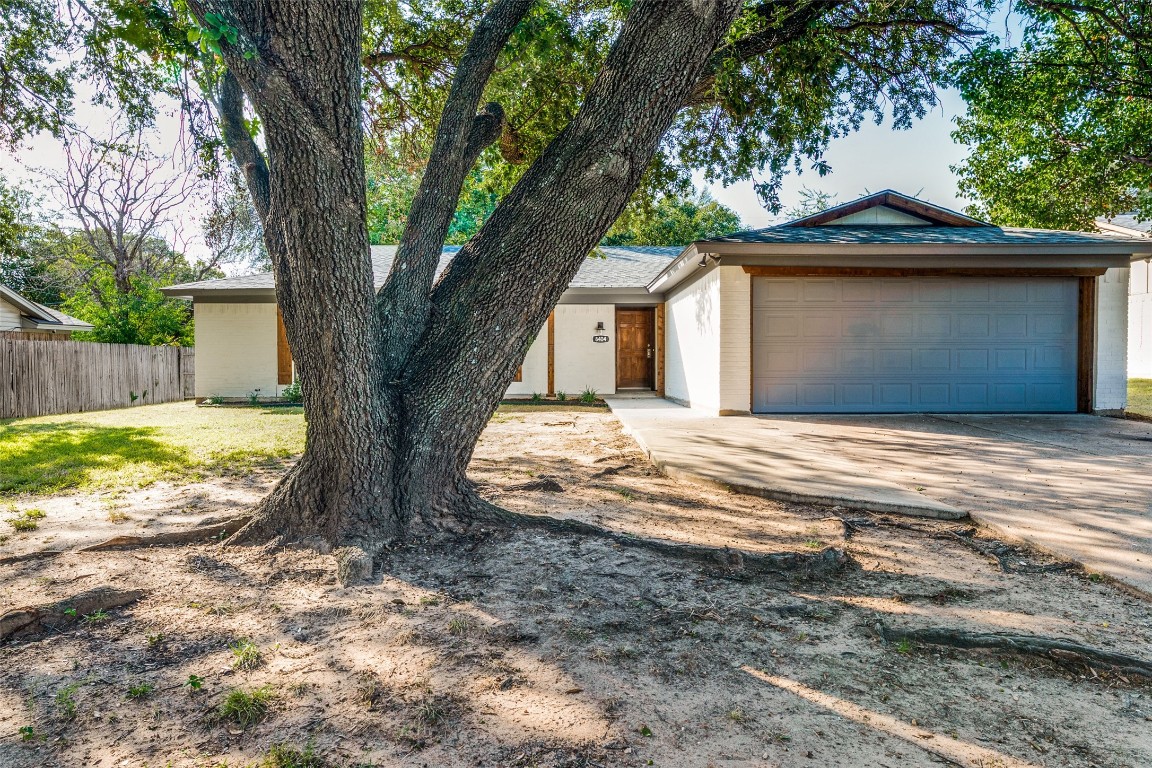 8404 Glenann Drive North Richland Hills TX 76182