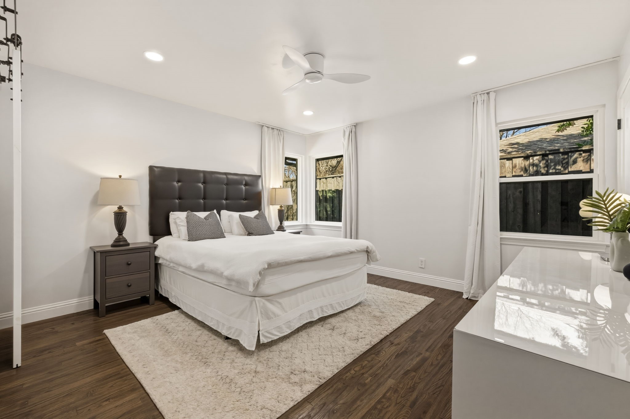 7127 E Mockingbird Lane Dallas TX 75214