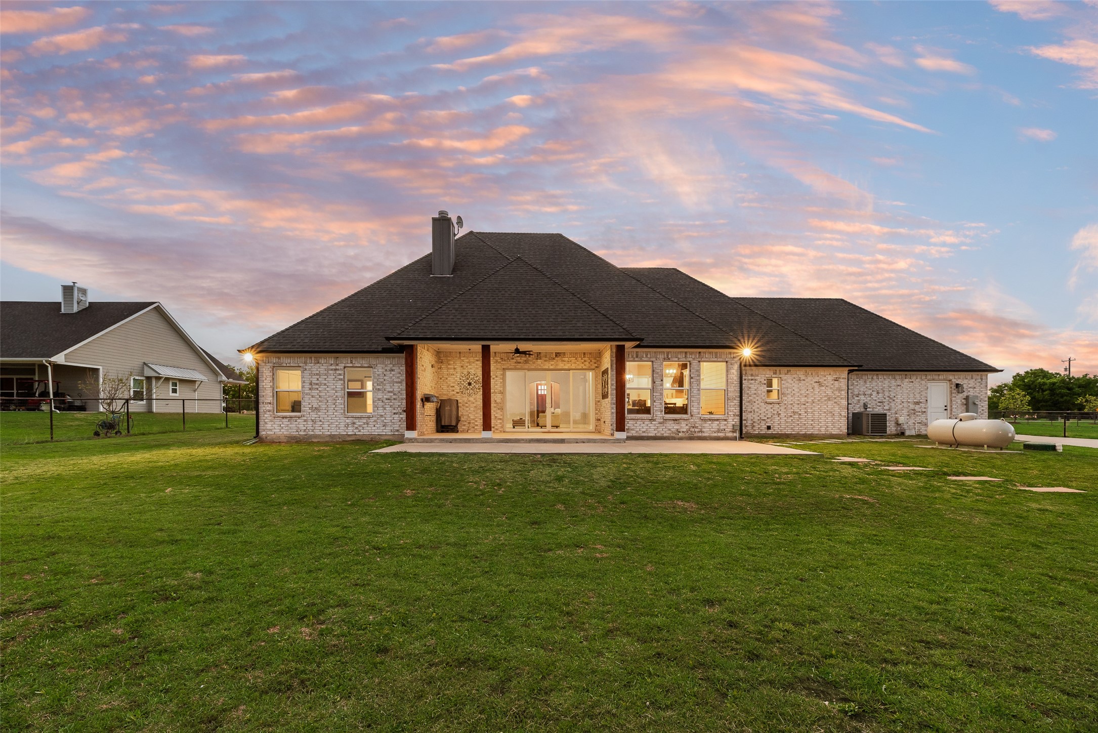 11979 Chisum Road Sanger TX 76266