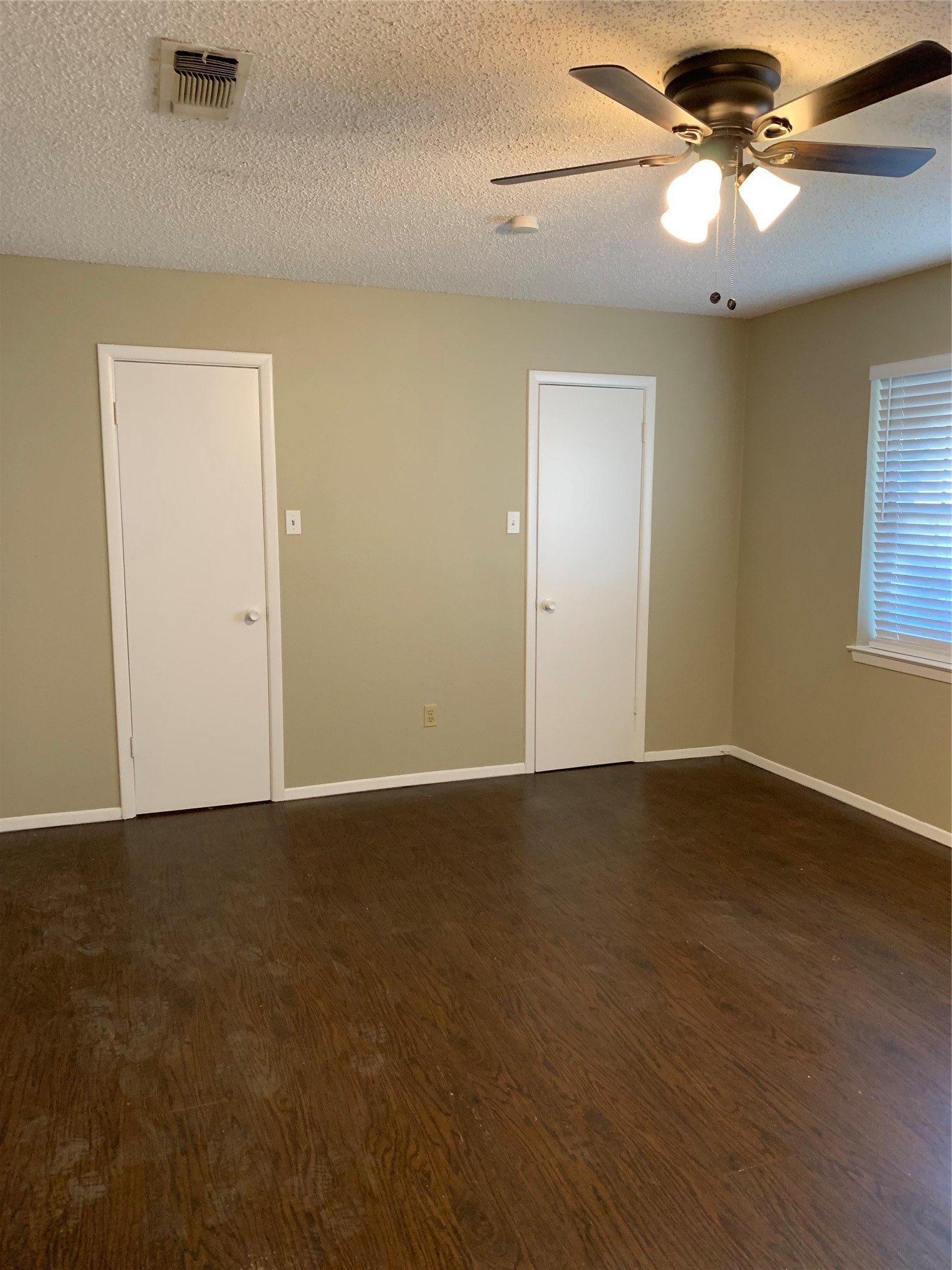 5410 Kings Manor Drive Lake Dallas TX 75065