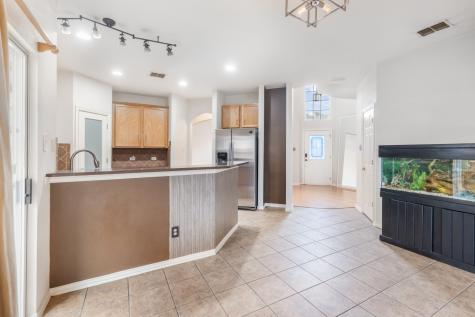 7712 Smugglers Cove Arlington TX 76016