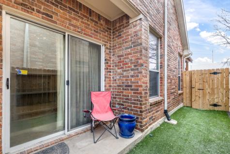 7712 Smugglers Cove Arlington TX 76016