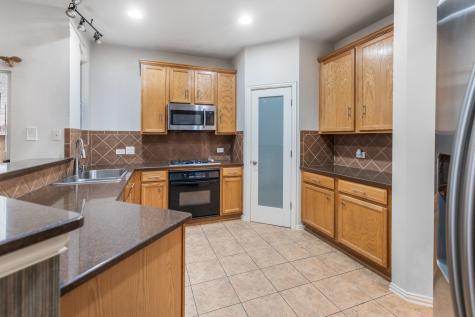 7712 Smugglers Cove Arlington TX 76016