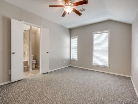 6470 Lindell Avenue Fort Worth TX 76116