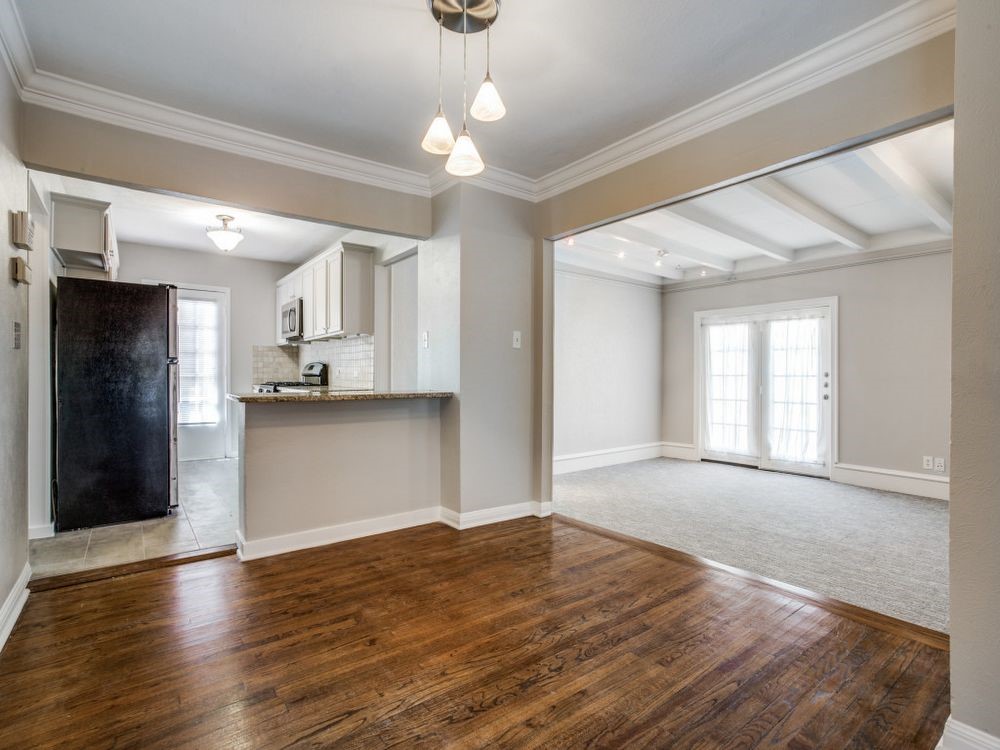 6470 Lindell Avenue Fort Worth TX 76116