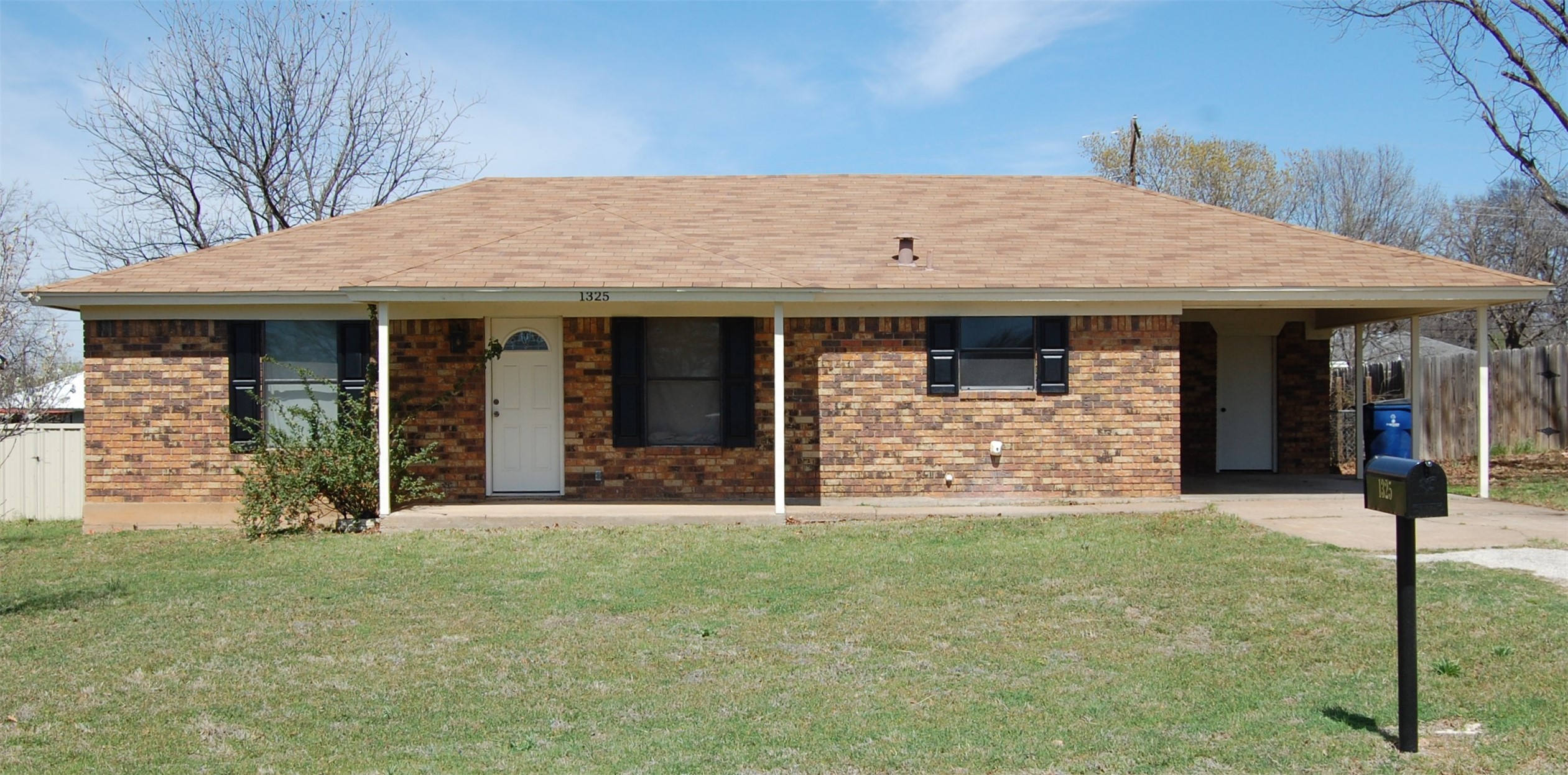 1325 2nd Street Graham TX 76450