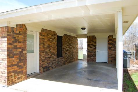 1325 2nd Street Graham TX 76450