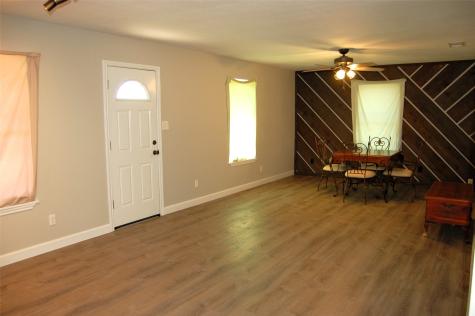1325 2nd Street Graham TX 76450