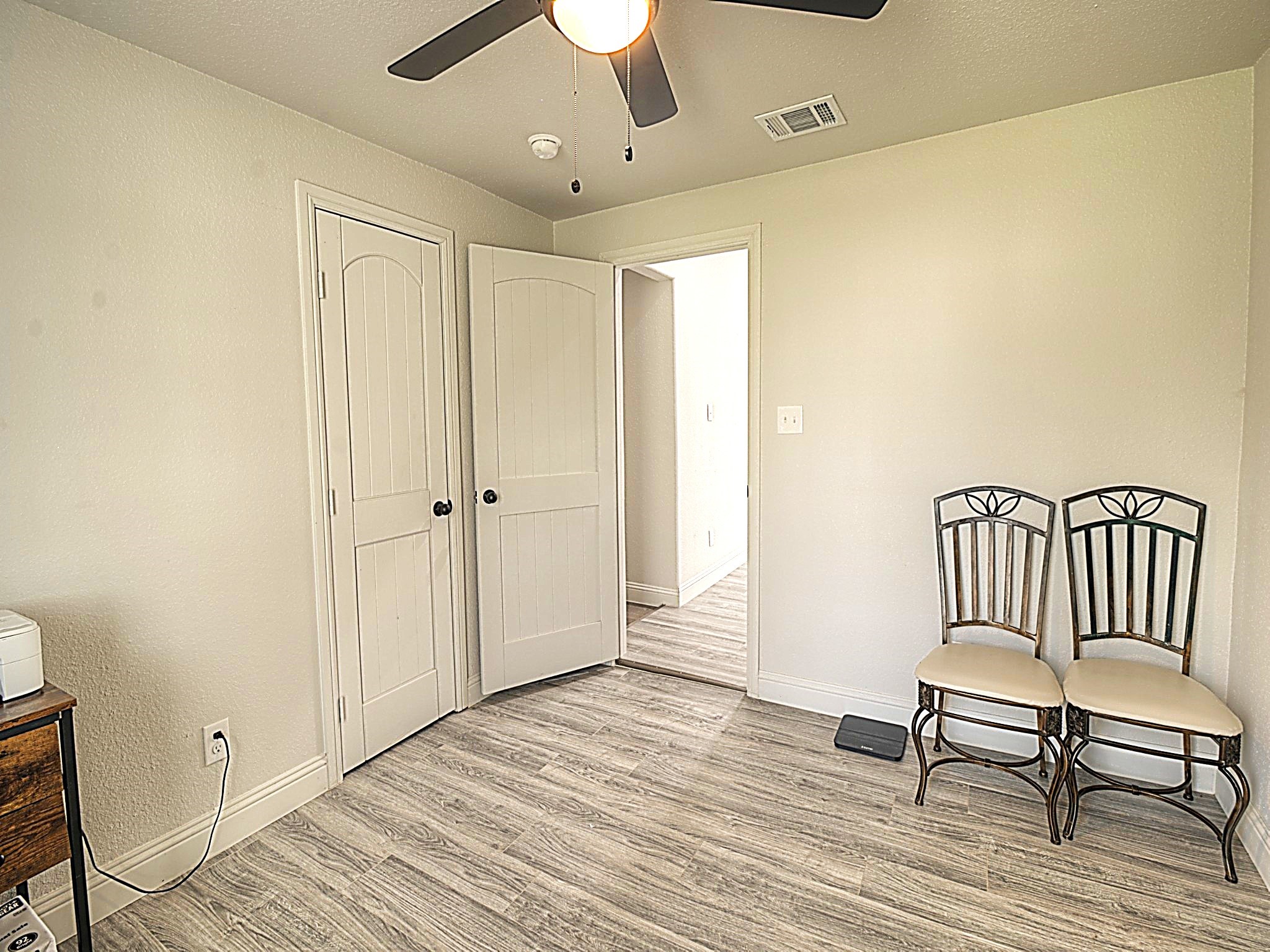605 Olive Street Cleburne TX 76031