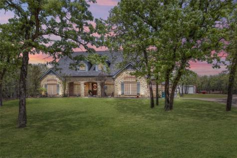 151 Brush Creek Drive Azle TX 76020