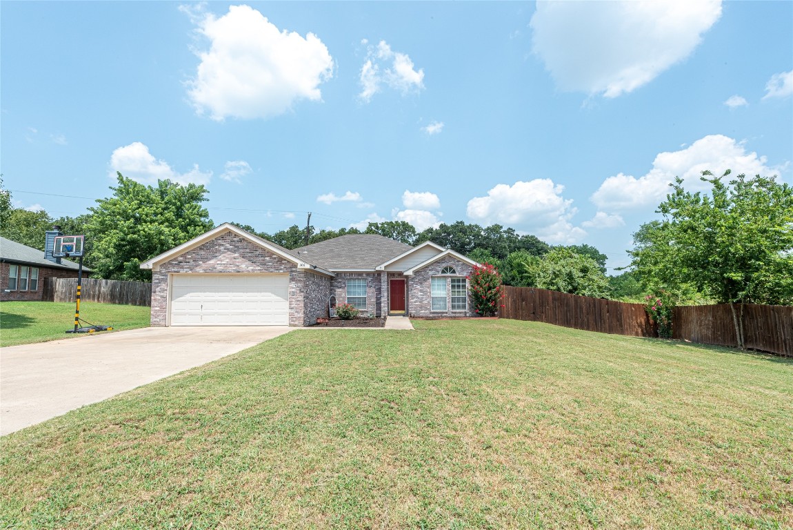 306 Dalhart Court Weatherford TX 76086