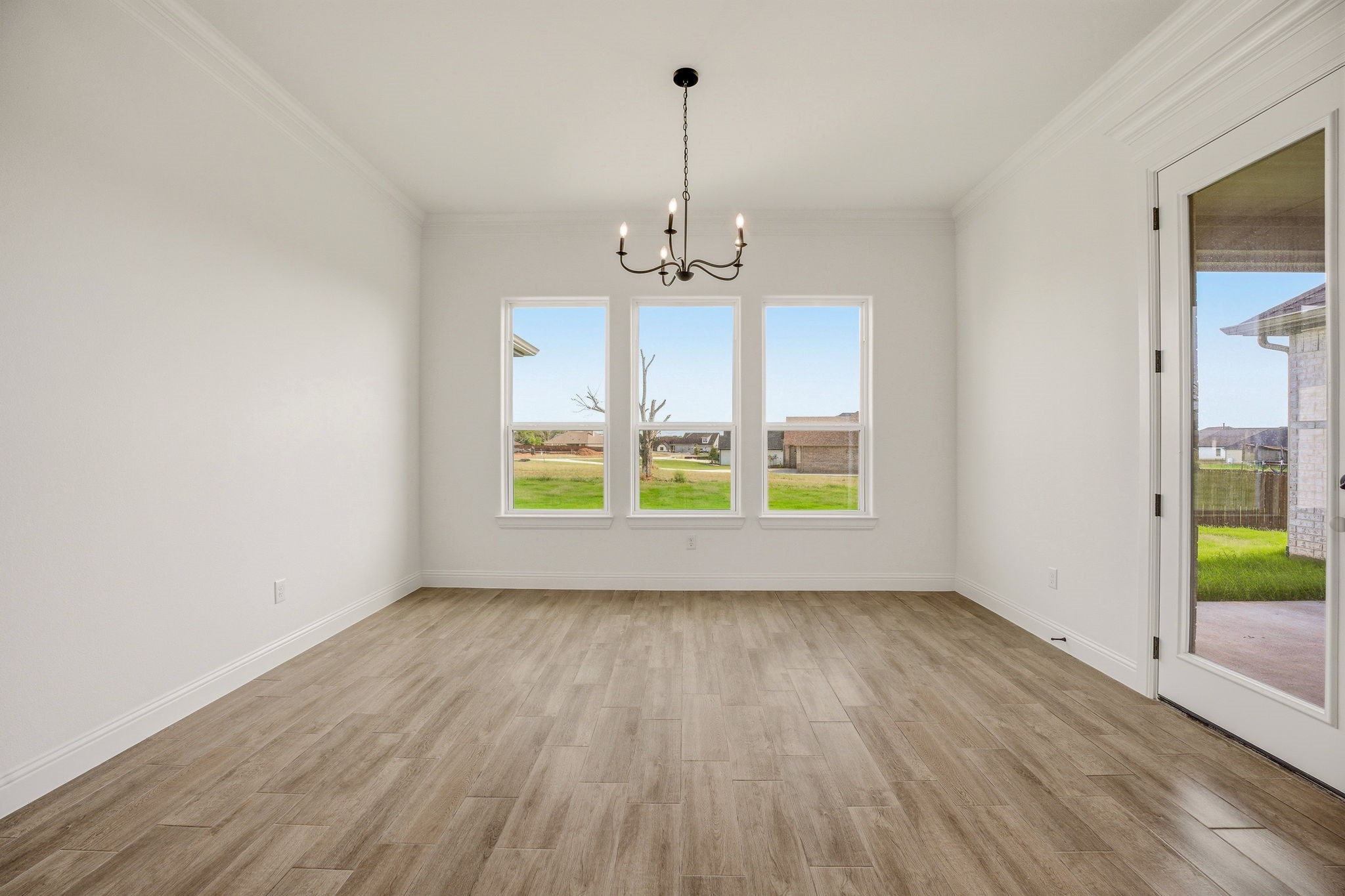 2704 Village Road Granbury TX 76049
