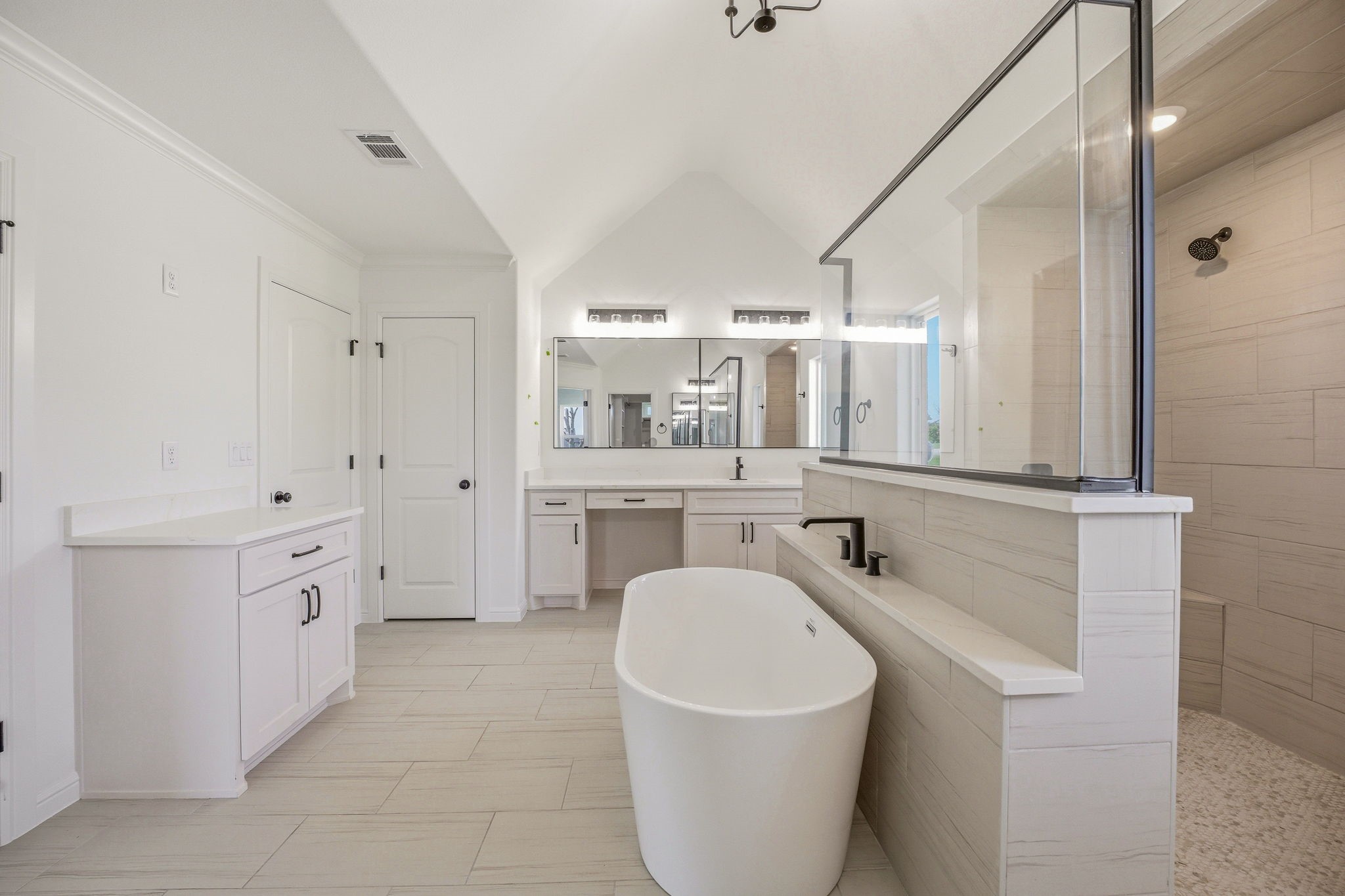 2704 Village Road Granbury TX 76049