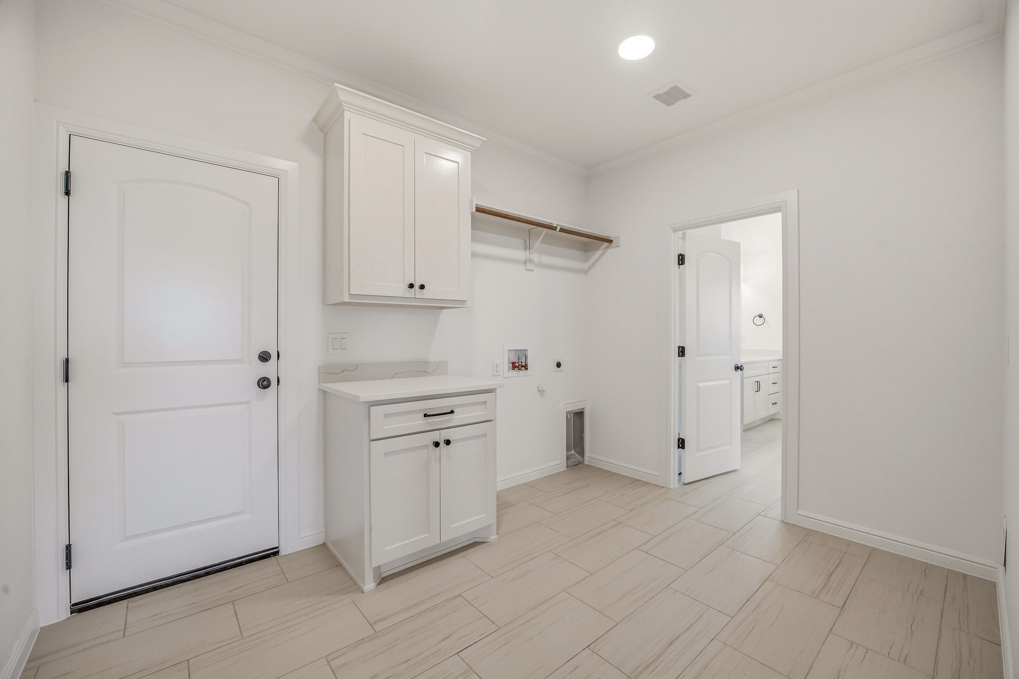 2704 Village Road Granbury TX 76049