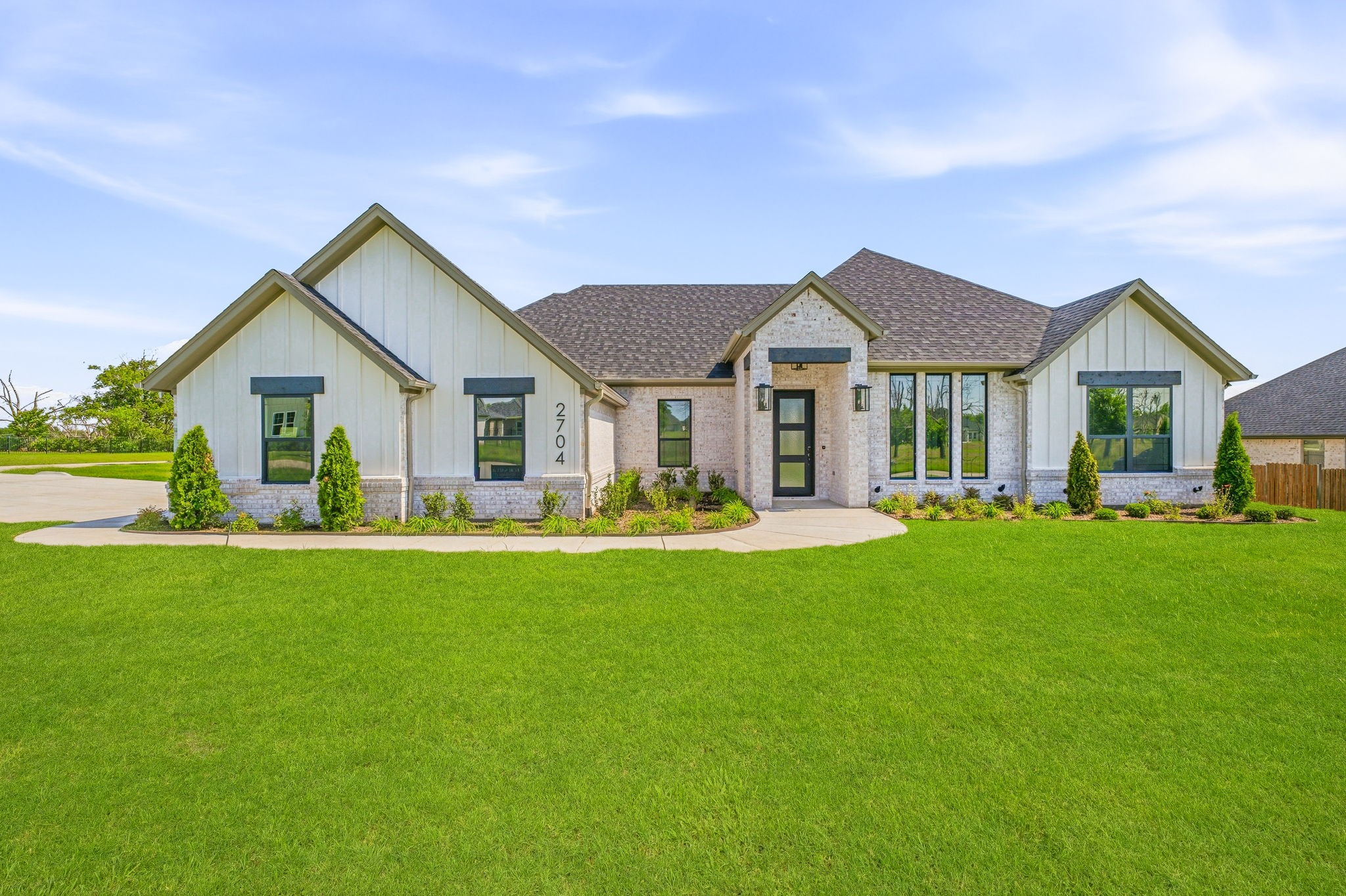 2704 Village Road Granbury TX 76049
