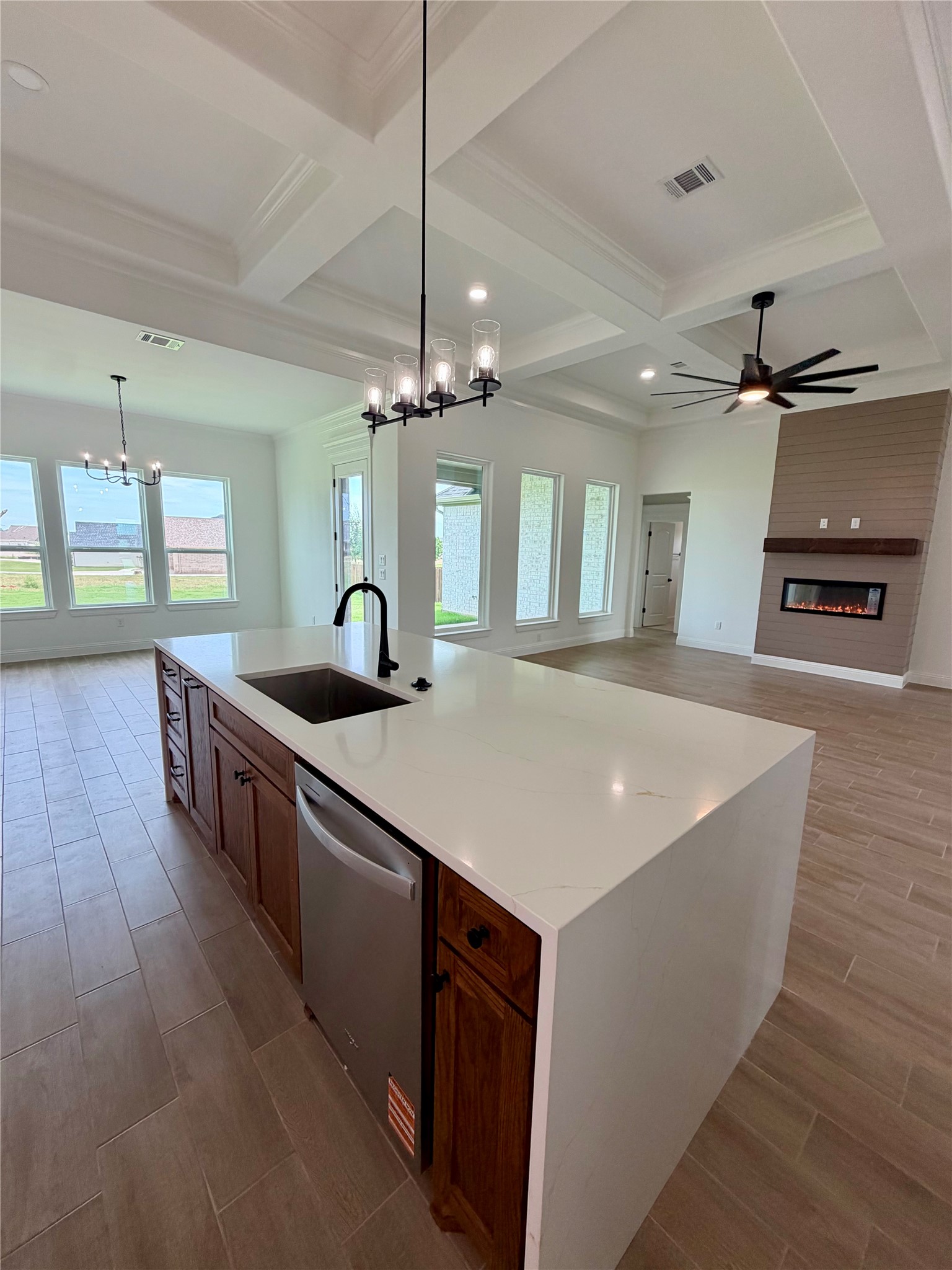 2704 Village Road Granbury TX 76049