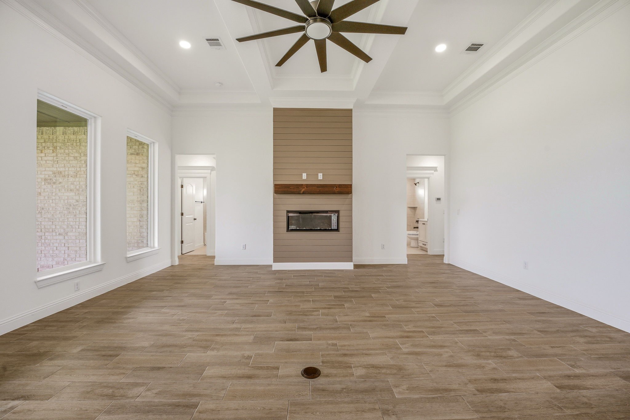 2704 Village Road Granbury TX 76049