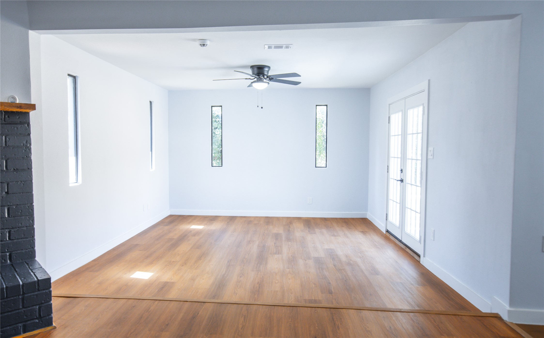 4604 Parkwood Drive Forest Hill TX 76140