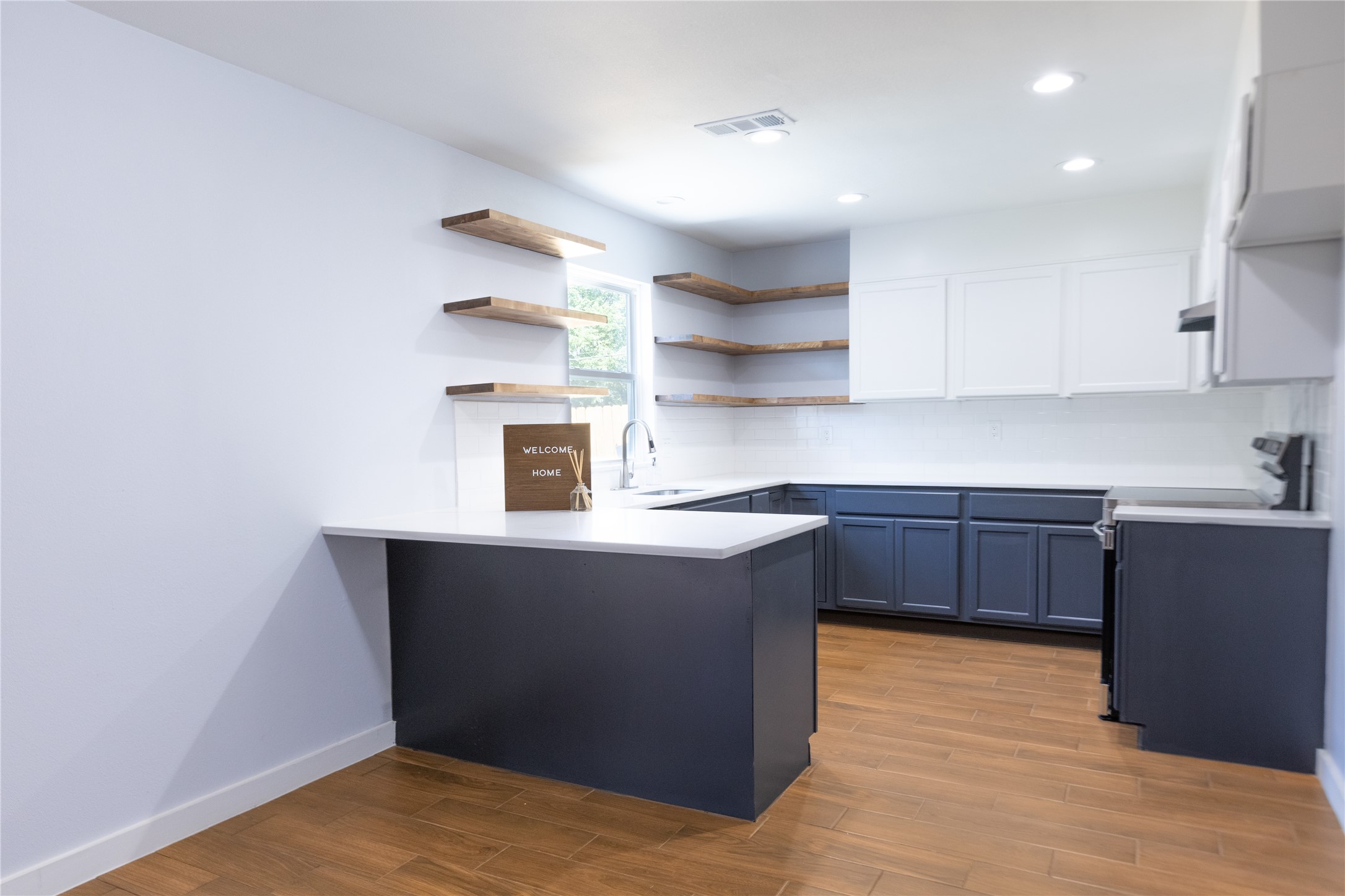 4604 Parkwood Drive Forest Hill TX 76140