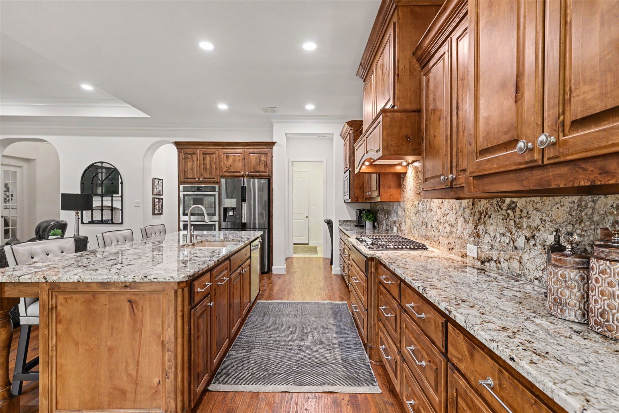 1241 Blue Lake Boulevard Arlington TX 76005