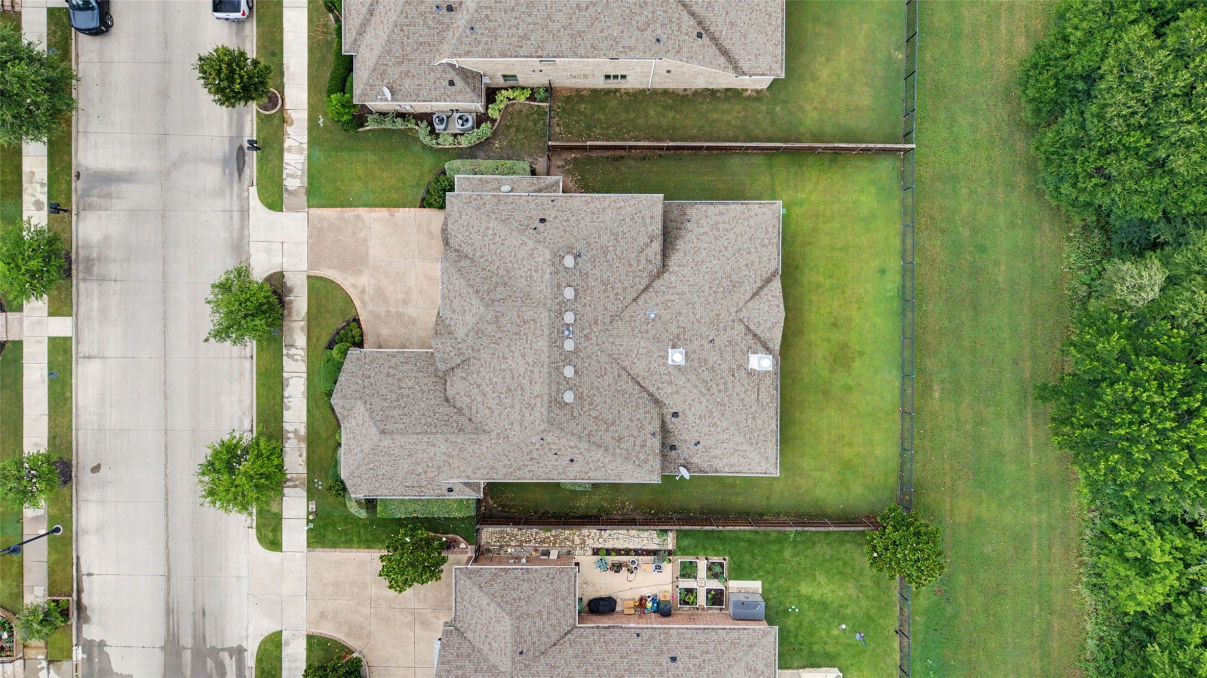 1241 Blue Lake Boulevard Arlington TX 76005