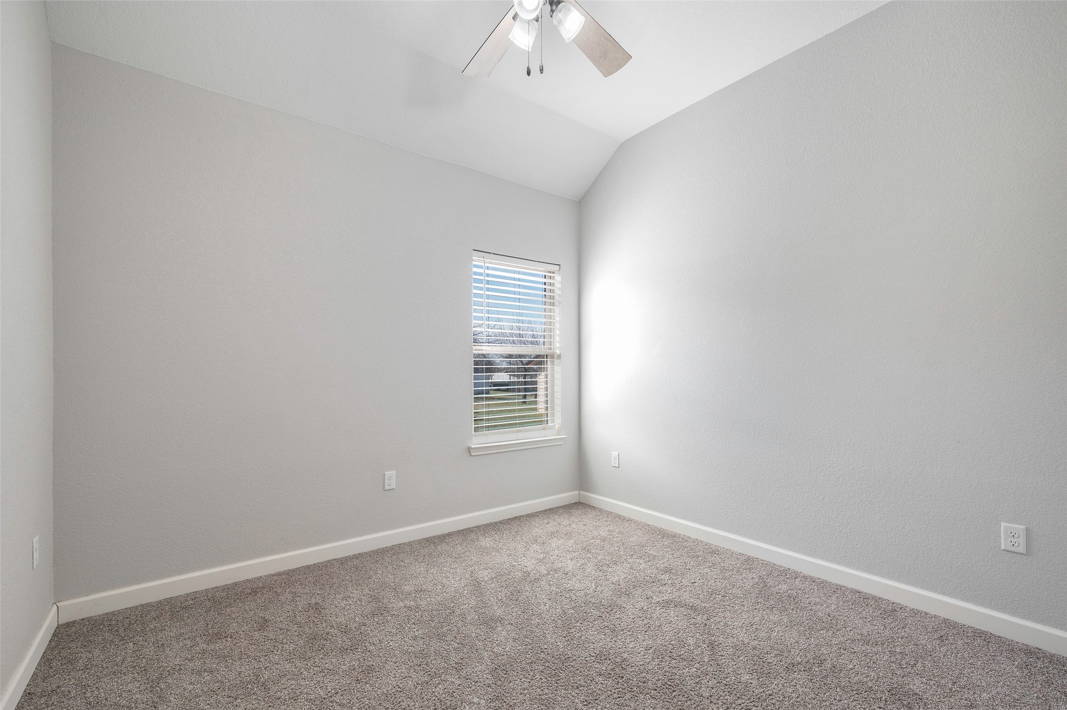1021 N Maple Street Muenster TX 76252