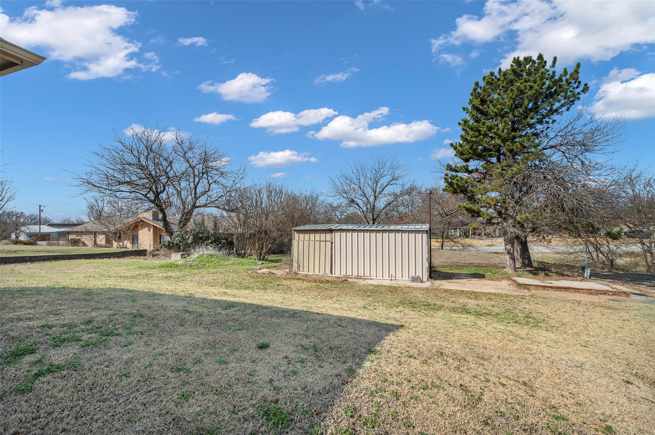 1021 N Maple Street Muenster TX 76252