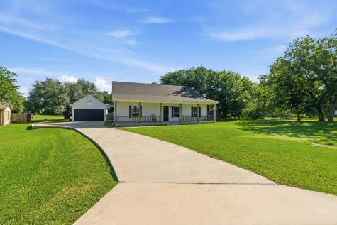300 Mockingbird Lane Springtown TX 76082