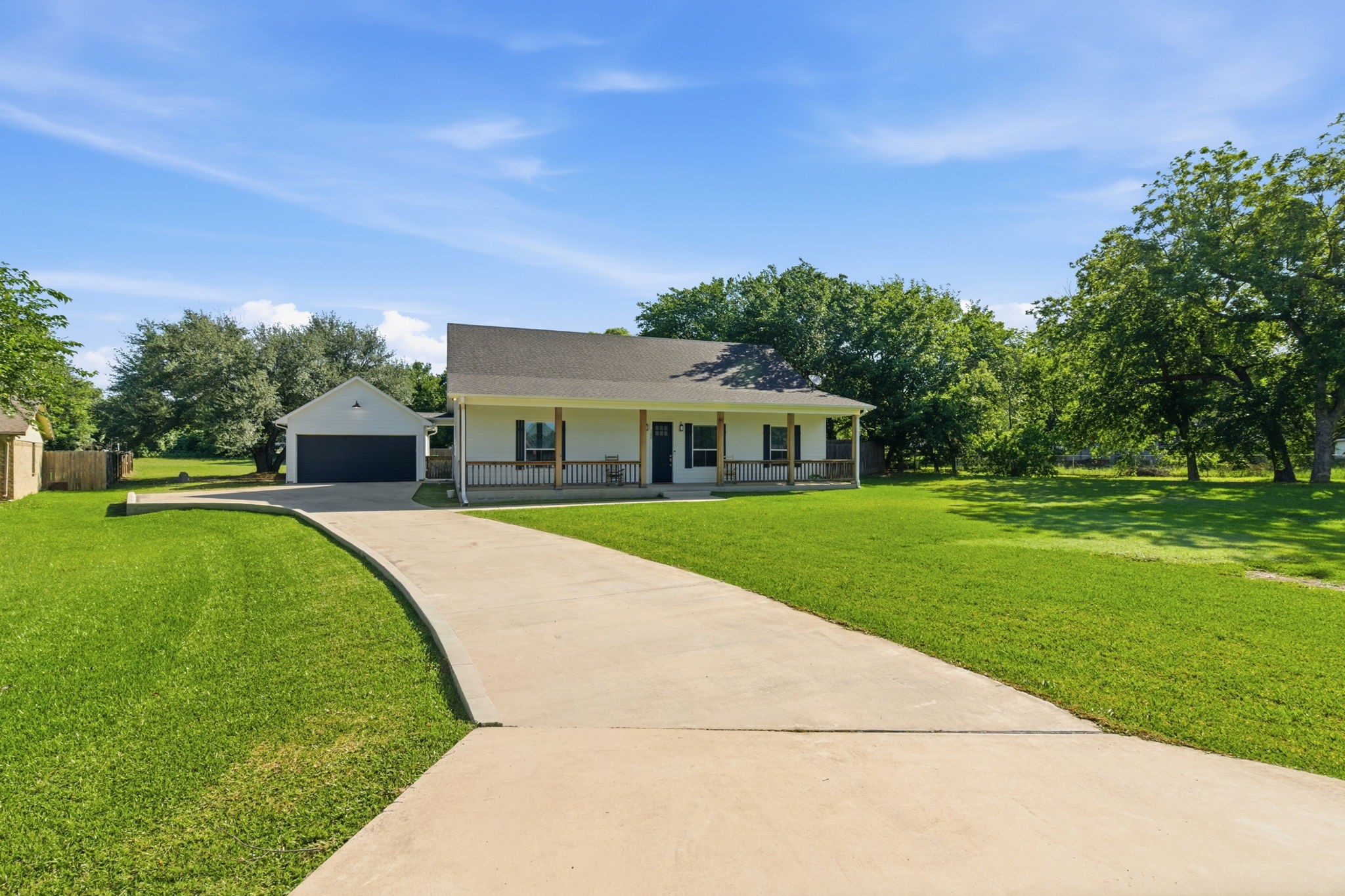 300 Mockingbird Lane Springtown TX 76082